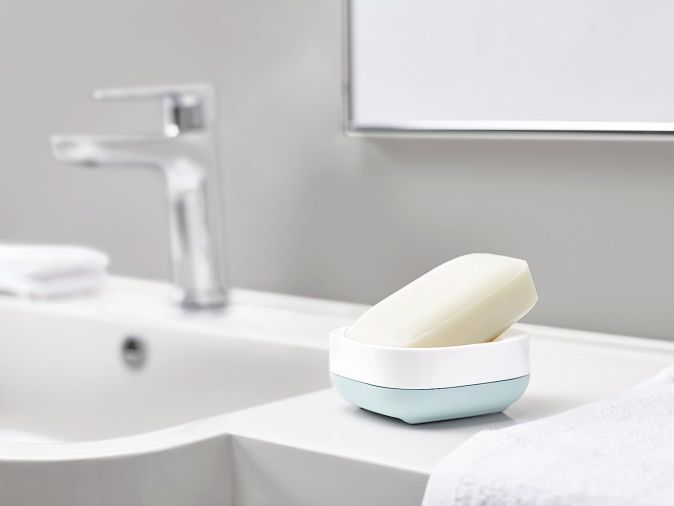 Joseph Joseph, Slim Compact Soap Dish (Blue) Joseph Joseph, Slim Compact Soap Dish (Blue)
