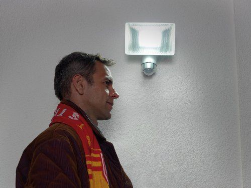 Brennenstuhl Power LED-Strahler mit Aluminium-Gehäuse mit Bewegungsmelder