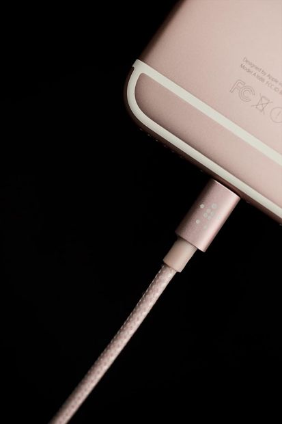 Belkin Iphone Kabel Textil Lightning Ladekabel USB auf Lightning 1,2m Belkin Iphone Kabel Textil Lightning Ladekabel USB auf Lightning 1,2m