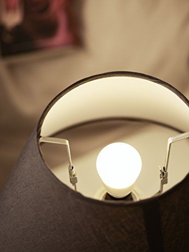 6x Philips LED Lampe ersetzt 60 W E27 warmweiß 6x Philips LED Lampe ersetzt 60 W E27 warmweiß