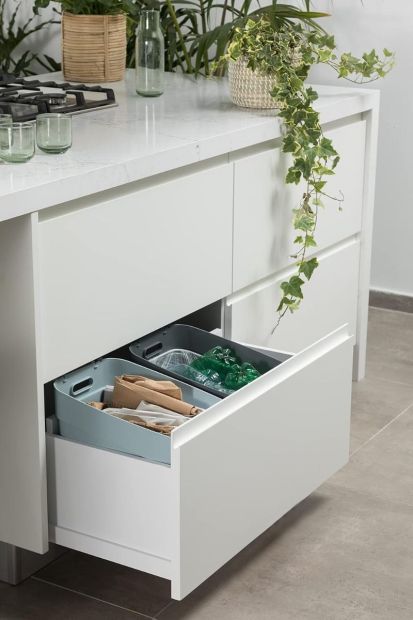 Curver Mülleimer SET 2 x 10 L + 2 x 20 L Mülltrenner Stapelbar Abfalleimer Curver Mülleimer SET 2 x 10 L + 2 x 20 L Mülltrenner Stapelbar Abfalleimer
