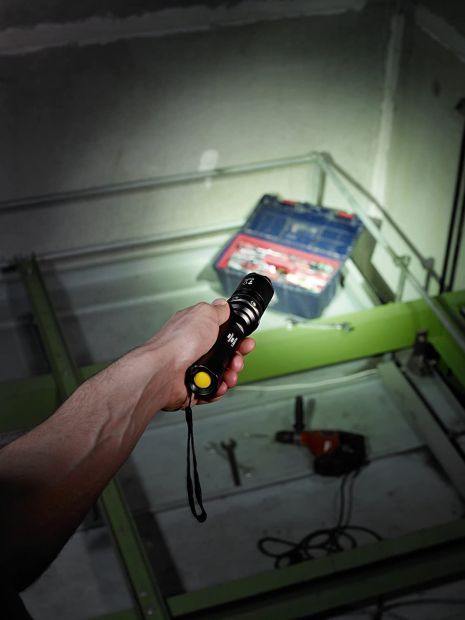 Brennenstuhl CREE LED Akku Taschenlampe LED Taschenleuchte 
