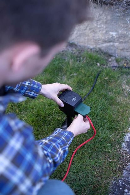 Brennenstuhl Gartensteckdose mit WiFI Außensteckdose mit Erdspiess