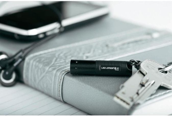 Ledlenser NEO10R LED Stirnlampe (Lauflampe) Blau + Gratis K1 Mini Taschenlampe