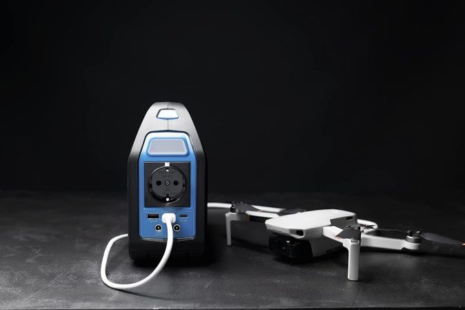 Xlayer 42000mAh Mobile Powerstation + 80W Solartasche Komplettset