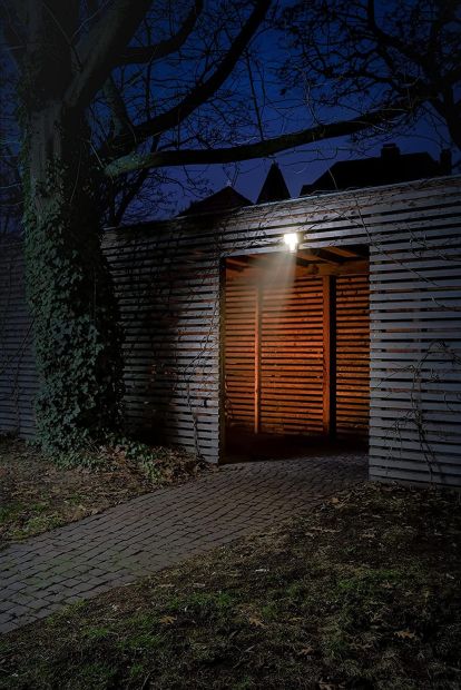 Ledvance LED Strahler mit Bewegungsmelder Außen 30W Kaltweiß Ledvance LED Strahler mit Bewegungsmelder Außen 30W Kaltweiß