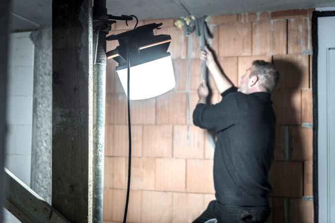 Brennenstuhl LED Arbeitsleuchte Baustrahler Fluter mit Schalter 360° 5000lm Brennenstuhl LED Arbeitsleuchte Baustrahler Fluter mit Schalter 360° 5000lm