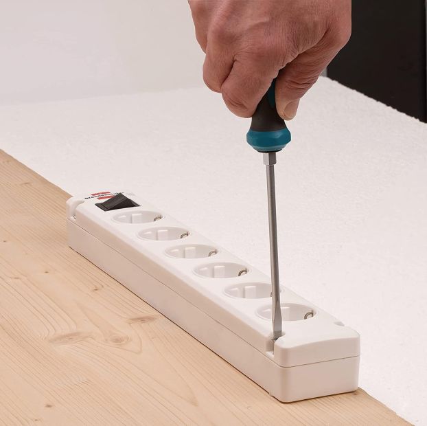 Brennenstuhl Bremounta Steckdosenleiste 5-fach mit USB-Ladefunktion Mehrfachsteckdose