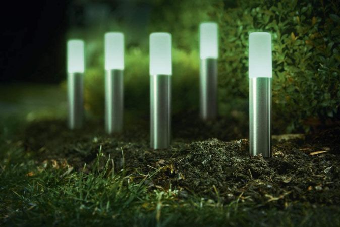 Ledvance Smart Wifi LED Gartenleuchte Außenleuchte RGB Wegeleuchte
