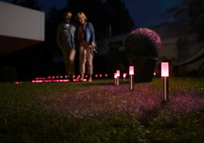 Ledvance Smart Wifi LED Gartenleuchte Außenleuchte RGB Wegeleuchte