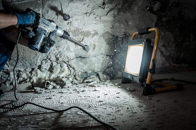 Brennenstuhl JARO Mobiler LED StrahlerBaustrahler 5m