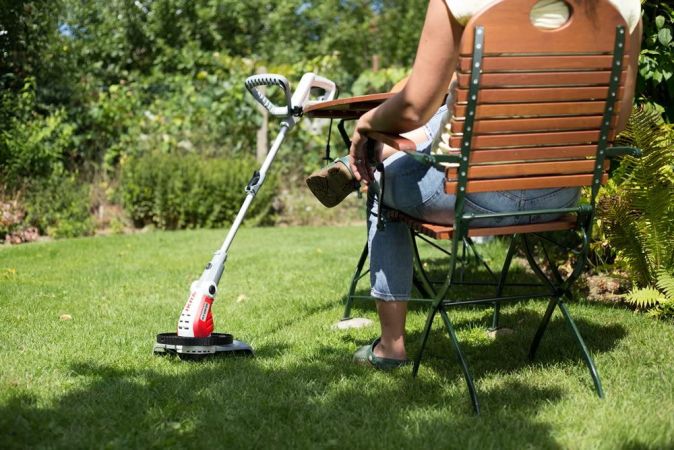 IKRA Elektro Rasentrimmer Grastrimmer Freischneider Doppelfaden 600 W IKRA Elektro Rasentrimmer Grastrimmer Freischneider Doppelfaden 600 W