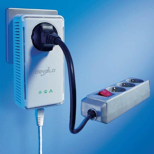 Devolo dLAN 200 AVplus Starter Kit Generalüberholt (2 Stück) Devolo dLAN 200 AVplus Starter Kit Generalüberholt (2 Stück)