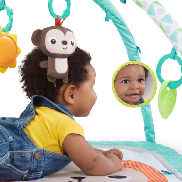 Bright Starts Safari Spielmatte Krabbeldecke mit 5 Spielzeuge
