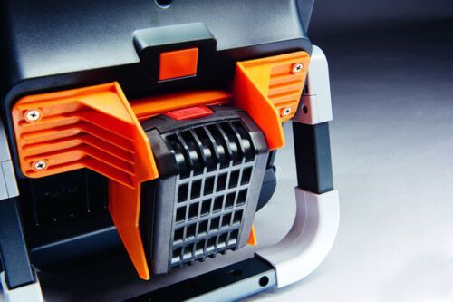 Brennenstuhl LED Akku Strahler Baustrahler Scheinwerfer Schwarz/Orange Brennenstuhl LED Akku Strahler Baustrahler Scheinwerfer Schwarz/Orange