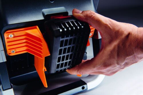 Brennenstuhl LED Akku Strahler Baustrahler Scheinwerfer Schwarz/Orange Brennenstuhl LED Akku Strahler Baustrahler Scheinwerfer Schwarz/Orange