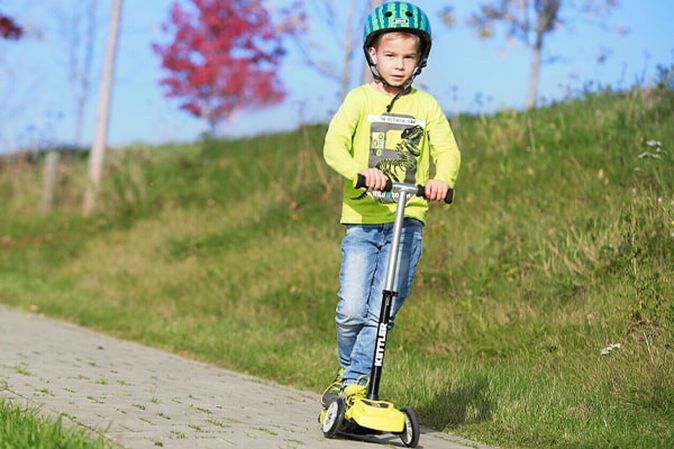 Kettler® Kinderroller Scooter Cityroller Klappbare Sicherheitsgriffe verschiedene Farben