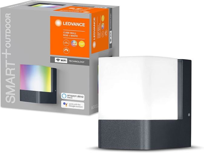 LEDVANCE SMART+ LED Wandleuchte RGB mit WiFi Kompatibel LEDVANCE SMART+ LED Wandleuchte RGB mit WiFi Kompatibel
