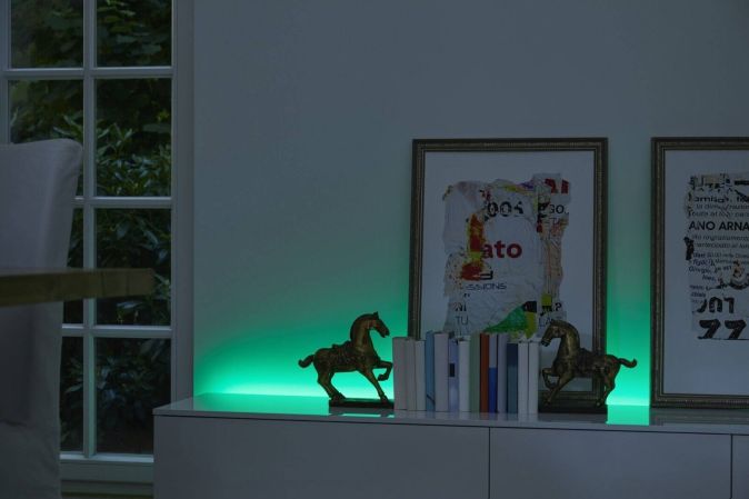LEDVANCE Smart LED Stripe mit Wifi RGB Dimmbar 2m LED Streifen 8,5W mit UK Adapter