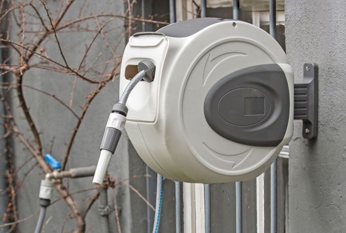 as - Schwabe Automatik Wasserschlauch Trommel mit 20 m Aufroller