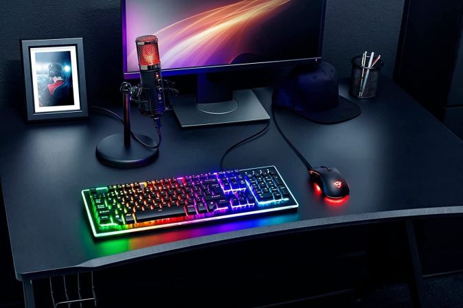TRUST USB Gaming Mikrofon RGB LED Kondensator PC Konsole Standmikrofon
