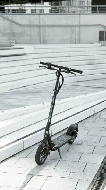 Urban-Electronics THE-URBAN xH1 E-Scooter mit Straßenzulassung